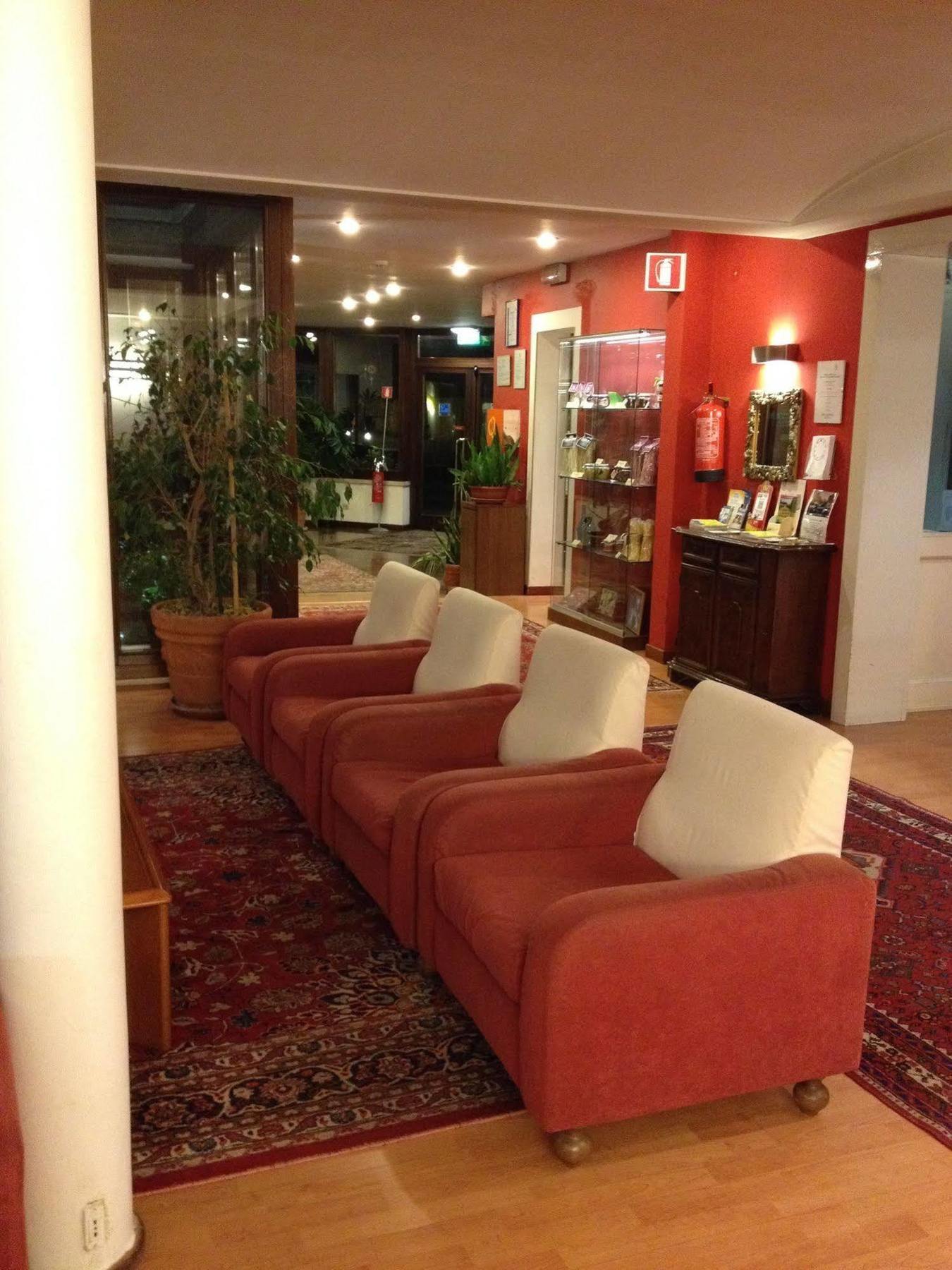 Hotel Due Ragni Villorba Buitenkant foto