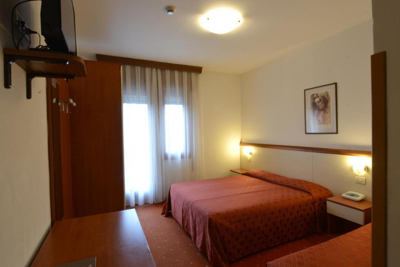 Hotel Due Ragni Villorba Buitenkant foto