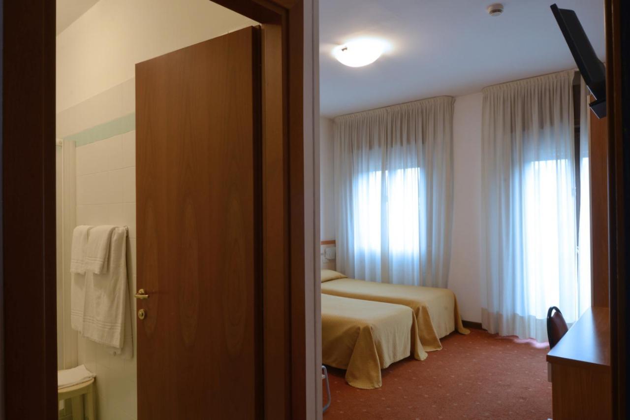 Hotel Due Ragni Villorba Buitenkant foto